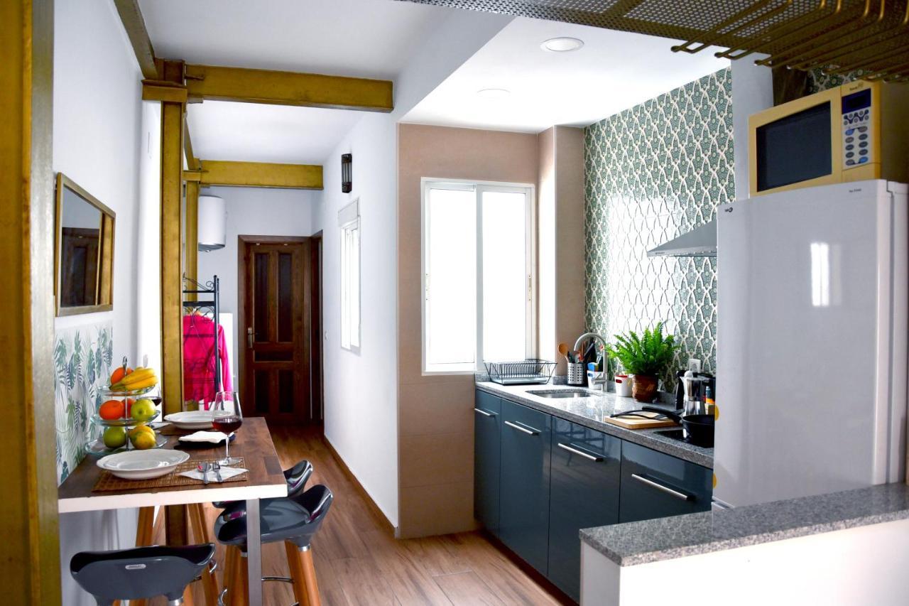 Puerta Real Apartamentos Sevilla Eksteriør bilde