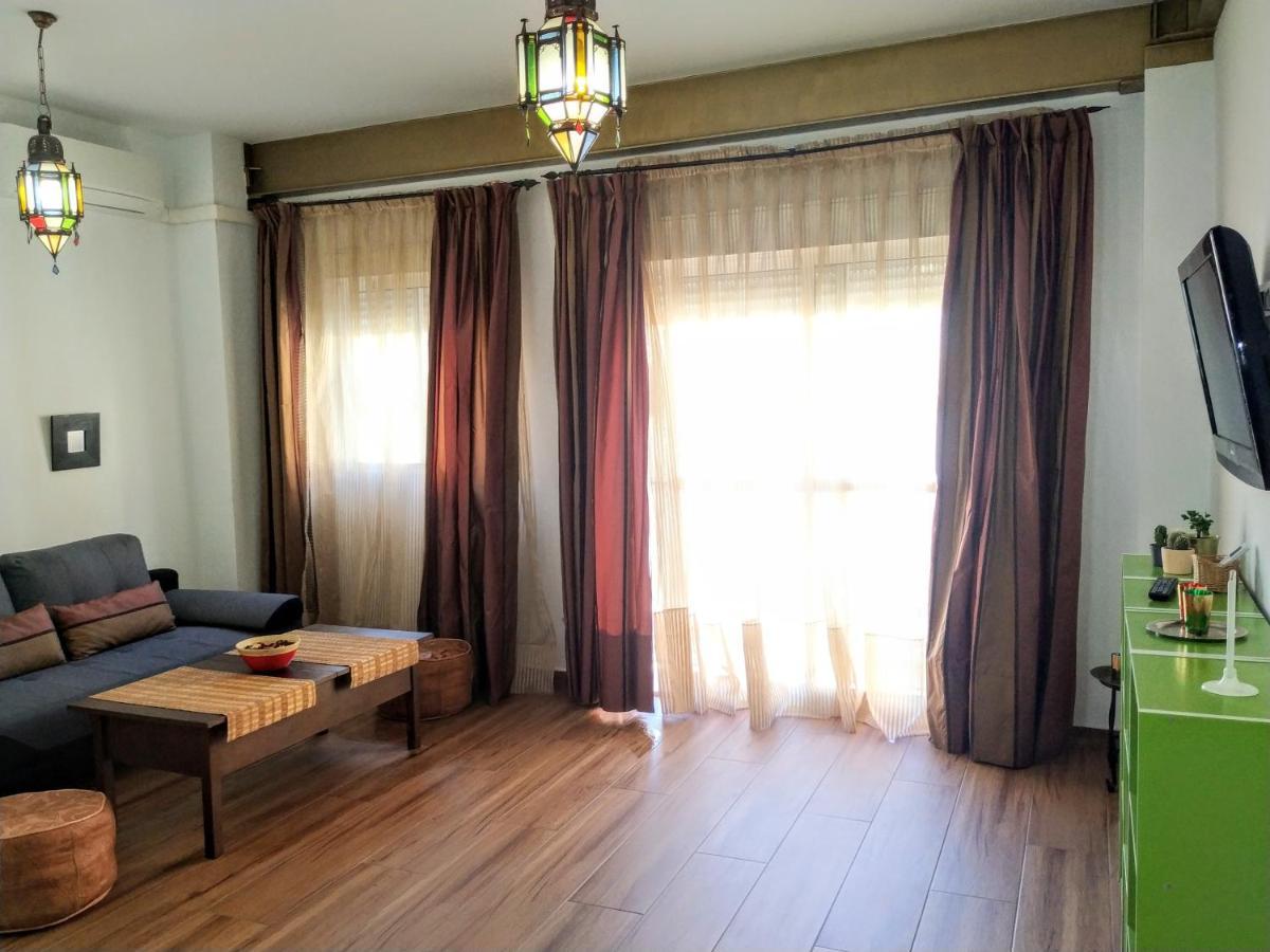 Puerta Real Apartamentos Sevilla Eksteriør bilde